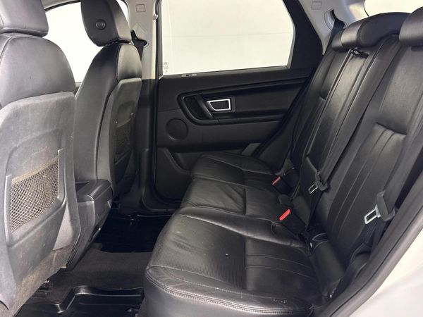 2018-Land-Rover-Discovery-Sport-20D-SE-177kW image:3