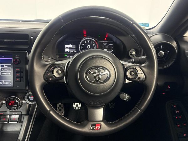 2023-Toyota-GR-86-24 image:10
