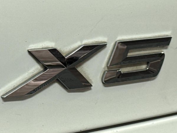 2019-BMW-X5-xDrive30d-M-Sport image:11