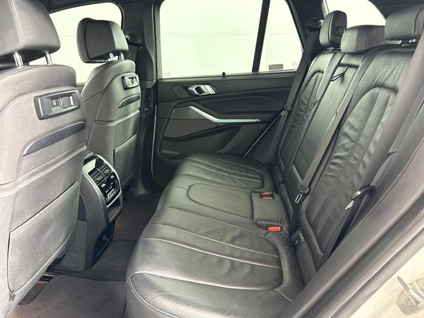 2019-BMW-X5-xDrive30d-M-Sport image:3