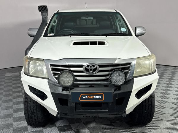 2015-Toyota-Hilux-30-D-4D-Legend-45-4x4-Double-Cab image:17
