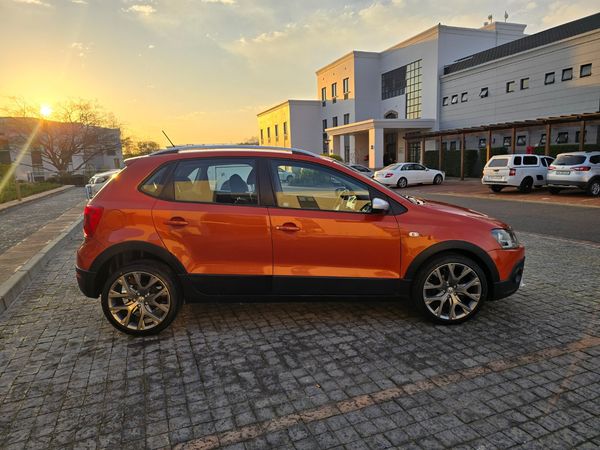 2019-Volkswagen-Polo-Vivo-16-Maxx-5-dr image:10
