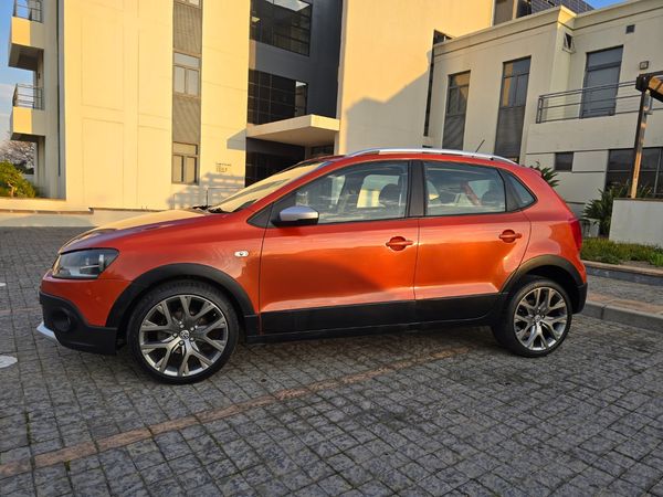 2019-Volkswagen-Polo-Vivo-16-Maxx-5-dr image:13