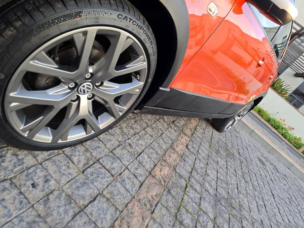2019-Volkswagen-Polo-Vivo-16-Maxx-5-dr image:21