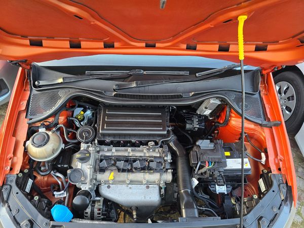 2019-Volkswagen-Polo-Vivo-16-Maxx-5-dr image:24