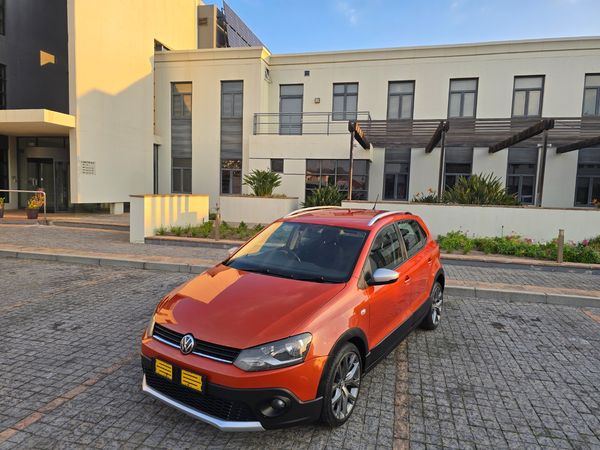 2019-Volkswagen-Polo-Vivo-16-Maxx-5-dr image:5
