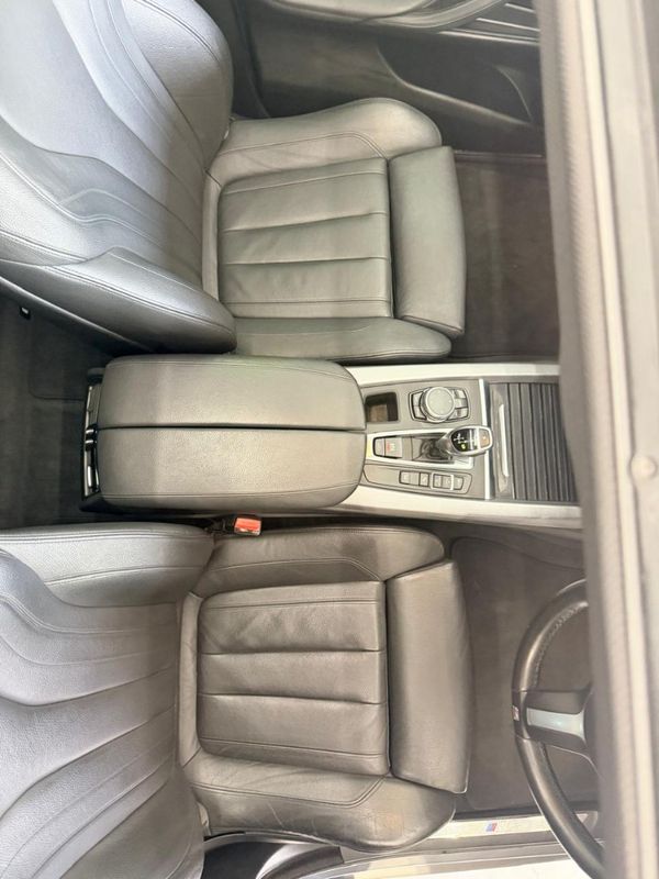 2016-BMW-X5-xDrive30d-M-Sport-Auto image:27