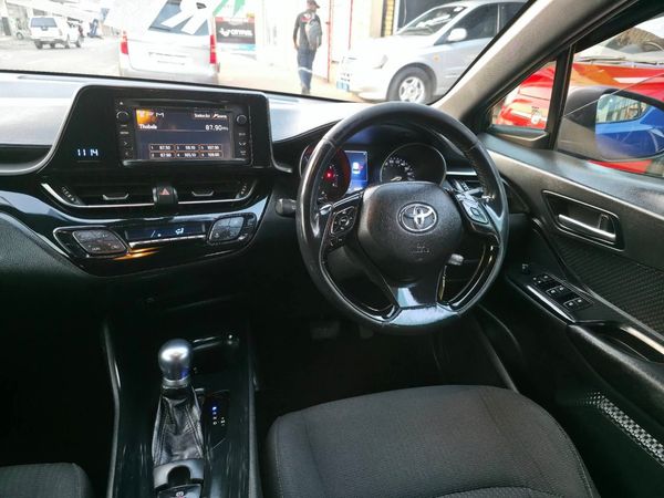 2017-Toyota-C-HR-12T-Plus-Auto image:8