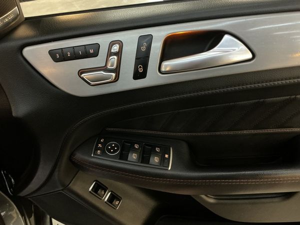 2018-Mercedes-Benz-GLE-Coupe-350d-4Matic image:25