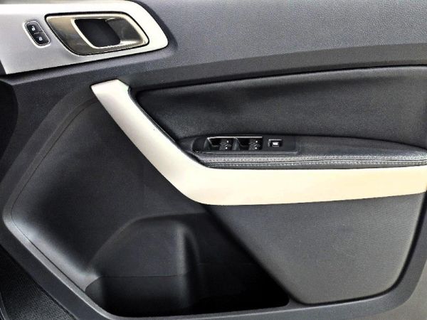 2022-Ford-Everest-32-TDCi-XLT-4x4-Auto image:17