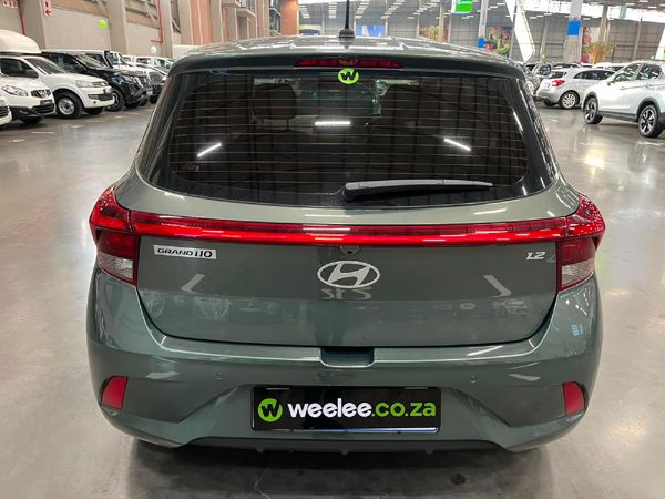 2026-Hyundai-Grand-i10-12-Motion-Auto image:3
