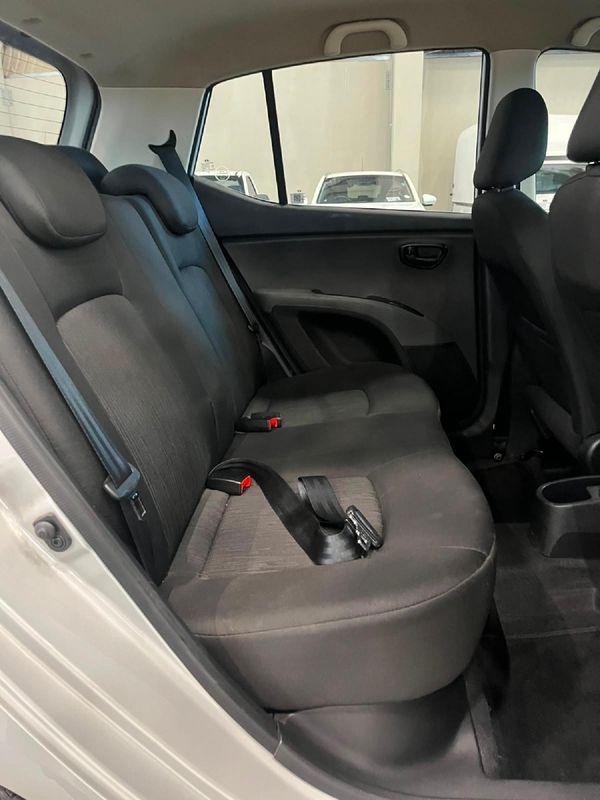 2017-Hyundai-i10-11-GLS-Motion image:12