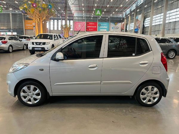 2017-Hyundai-i10-11-GLS-Motion image:3
