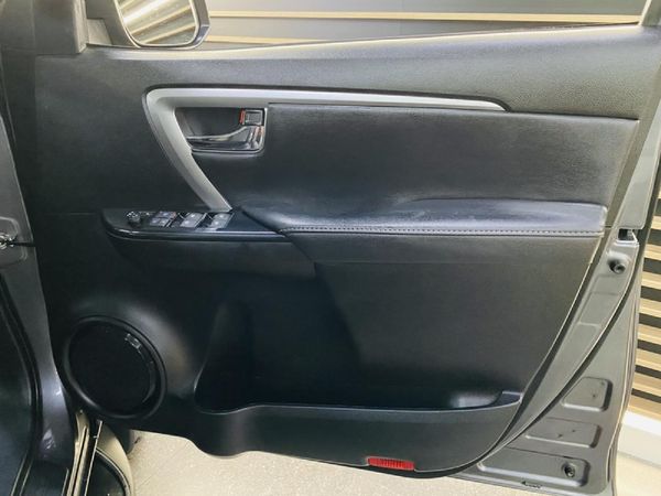 2023-Toyota-Fortuner-24-GD-6-RB-Auto image:14