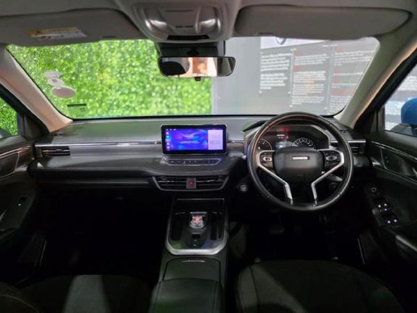 2022-Haval-Jolion-15T-Premium-Auto image:10