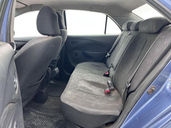 2008-Toyota-Yaris-T3 image:8