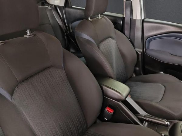 2025-Toyota-Starlet-15-XS-Auto image:9