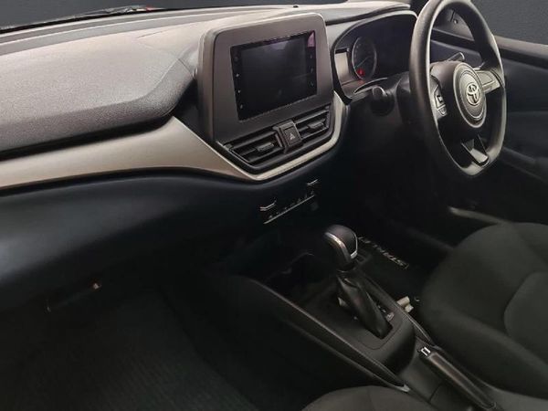 2025-Toyota-Starlet-15-XS-Auto image:13