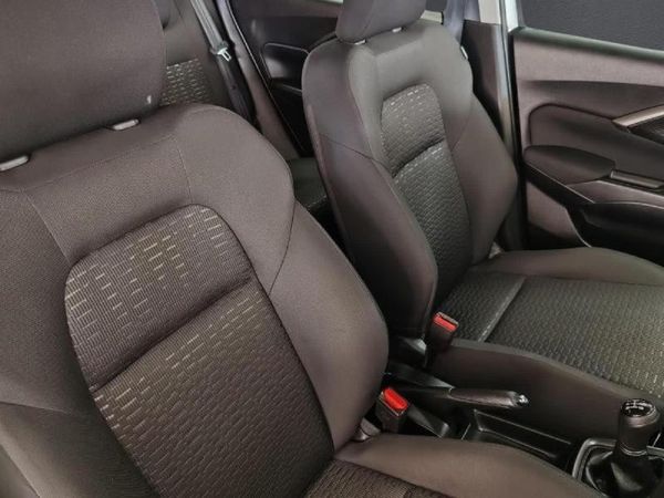 2025-Suzuki-Swift-12-GL image:9