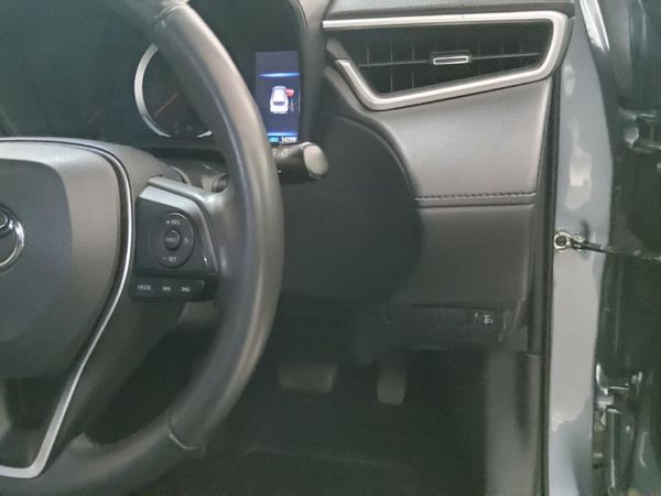 2024-Toyota-Corolla-Cross-18-XS image:9