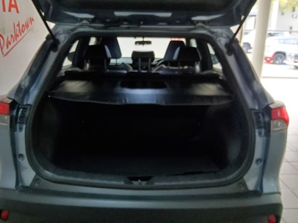 2024-Toyota-Corolla-Cross-18-XS image:16
