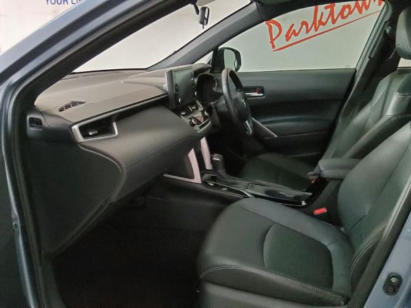 2024-Toyota-Corolla-Cross-18-XS image:6
