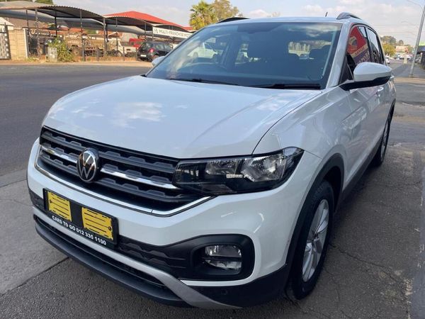 2023-Volkswagen-T-Cross-10-TSI image:2