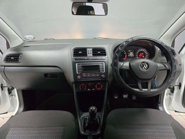 2021-Volkswagen-Polo-Vivo-14-Trendline-5-dr image:13