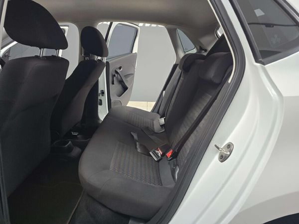 2021-Volkswagen-Polo-Vivo-14-Trendline-5-dr image:16
