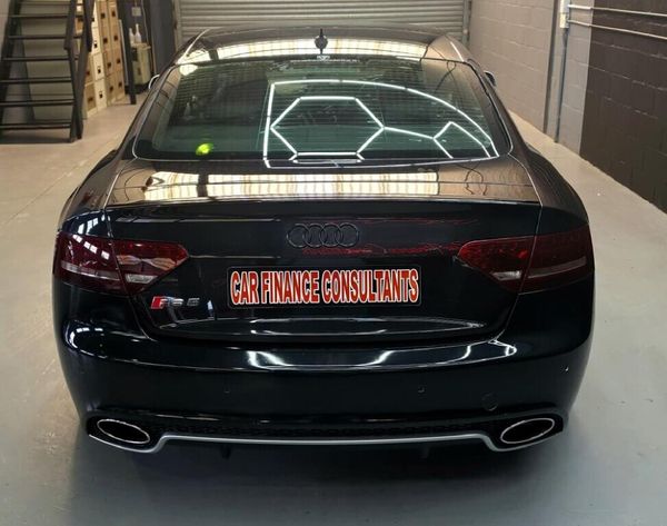 2011-Audi-RS5-Coupe-quattro-Auto image:13