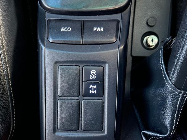 2023-Toyota-Fortuner-24-GD-6-4x4-Auto image:6