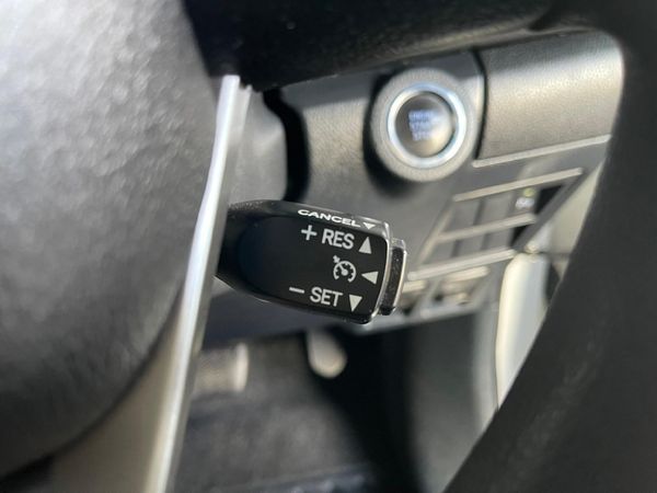 2023-Toyota-Fortuner-24-GD-6-4x4-Auto image:8