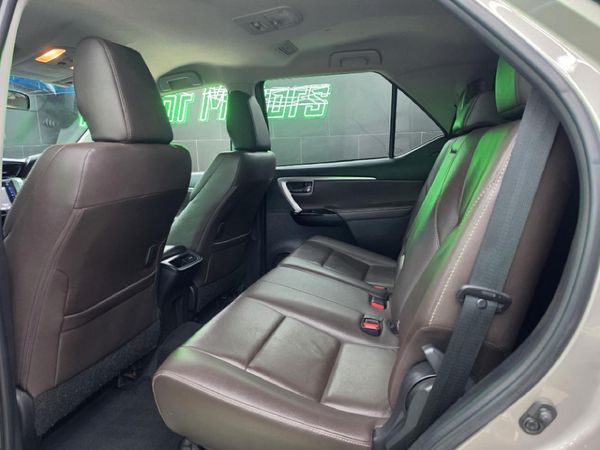 2019-Toyota-Fortuner-24-GD-6-4x4-Auto image:16