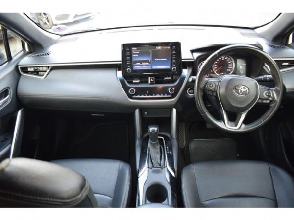 2022-Toyota-Corolla-Cross-18-XS image:10