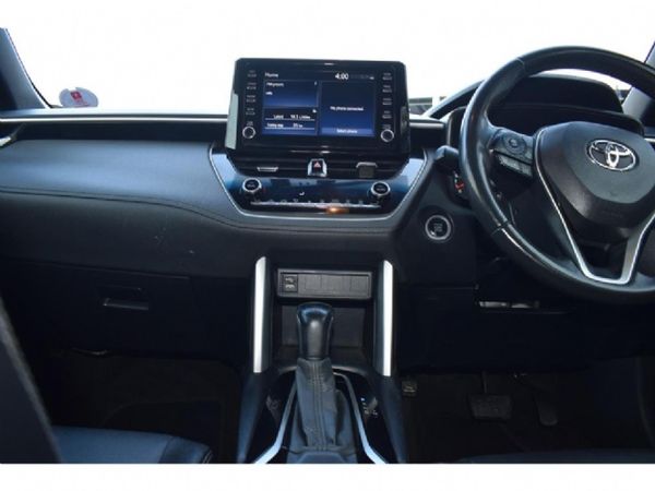 2022-Toyota-Corolla-Cross-18-XS image:11