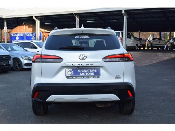 2022-Toyota-Corolla-Cross-18-XS image:4