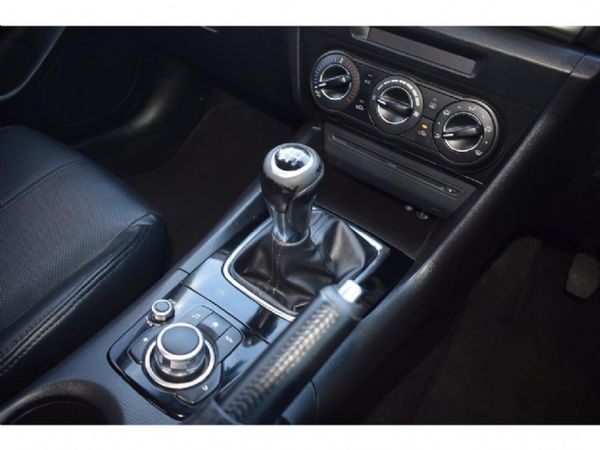 2019-Mazda-3-16-Dynamic image:11