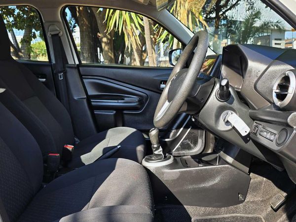 2025-Toyota-Vitz-10-XR image:6