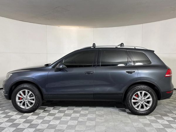 2012-Volkswagen-Touareg-30-V6-TDI-Auto-Bluemotion-180kW image:18