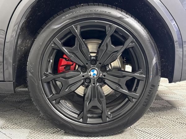 2022-BMW-X3-xDrive20d image:5