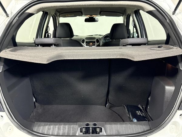 2018-Ford-Figo-15Ti-VCT-Trend-Auto-5-dr image:12