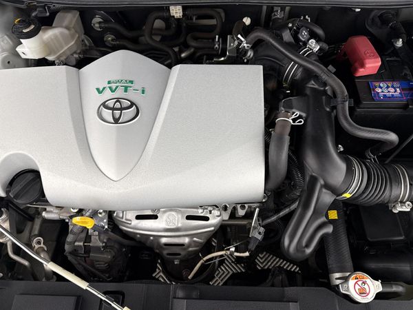 2019-Toyota-Yaris-15-XS-Auto-5-dr image:11