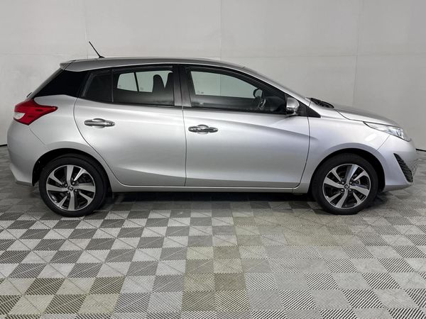 2019-Toyota-Yaris-15-XS-Auto-5-dr image:15