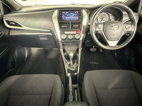 2019-Toyota-Yaris-15-XS-Auto-5-dr image:1