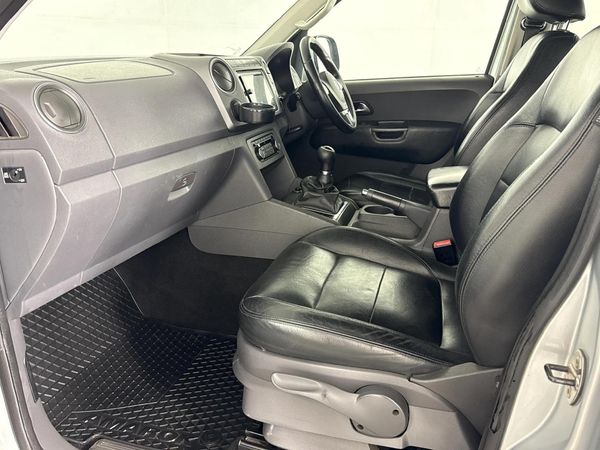 2011-Volkswagen-Amarok-20-BiTDI-Highline-120kW-Double-Cab image:8