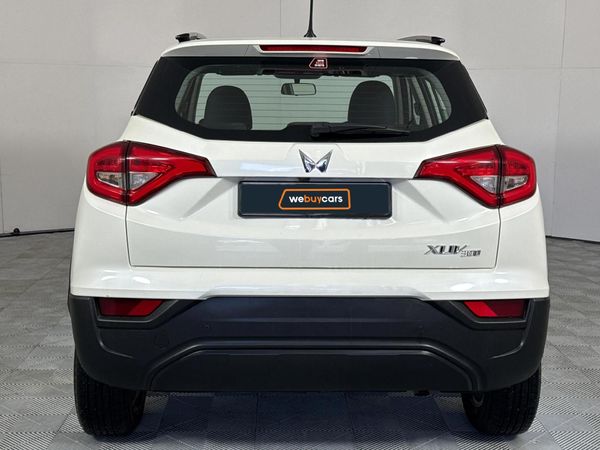 2024-Mahindra-XUV-300-12T-W6 image:17