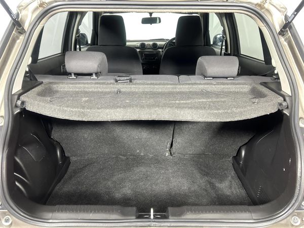 2023-Suzuki-Swift-12-GL image:14