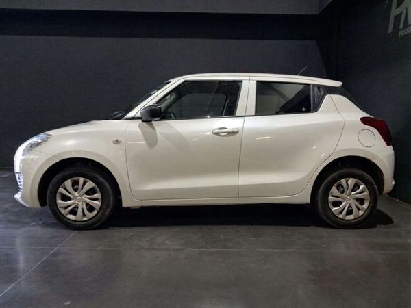 2022-Suzuki-Swift-12-GA image:2