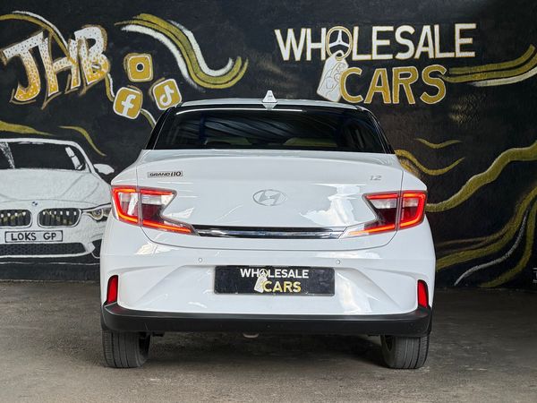 2023-Hyundai-Grand-i10-12-fluid-sedan-accident-free-bargain image:4
