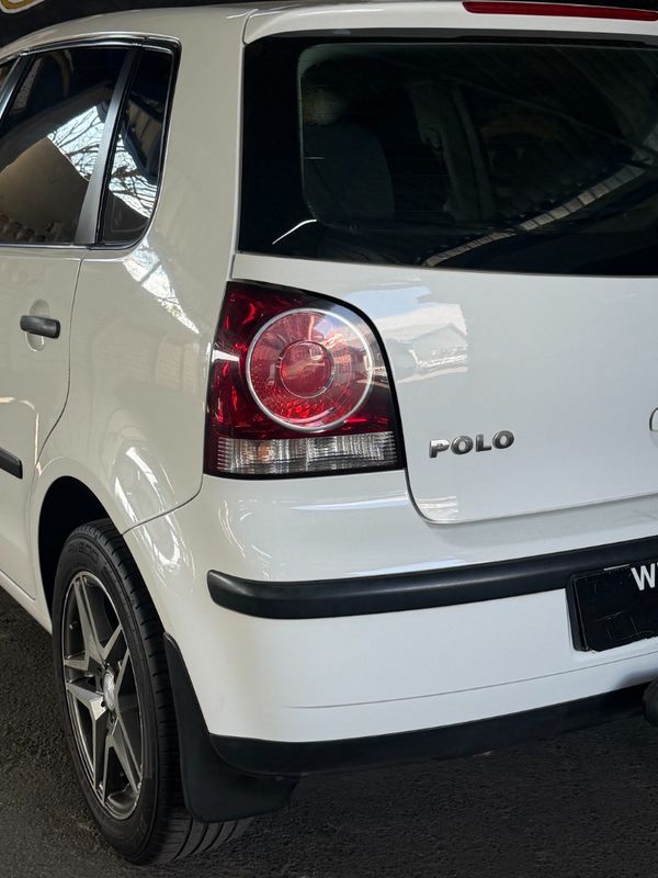 2007-Volkswagen-Polo-14-TrendlineImmaculate image:5
